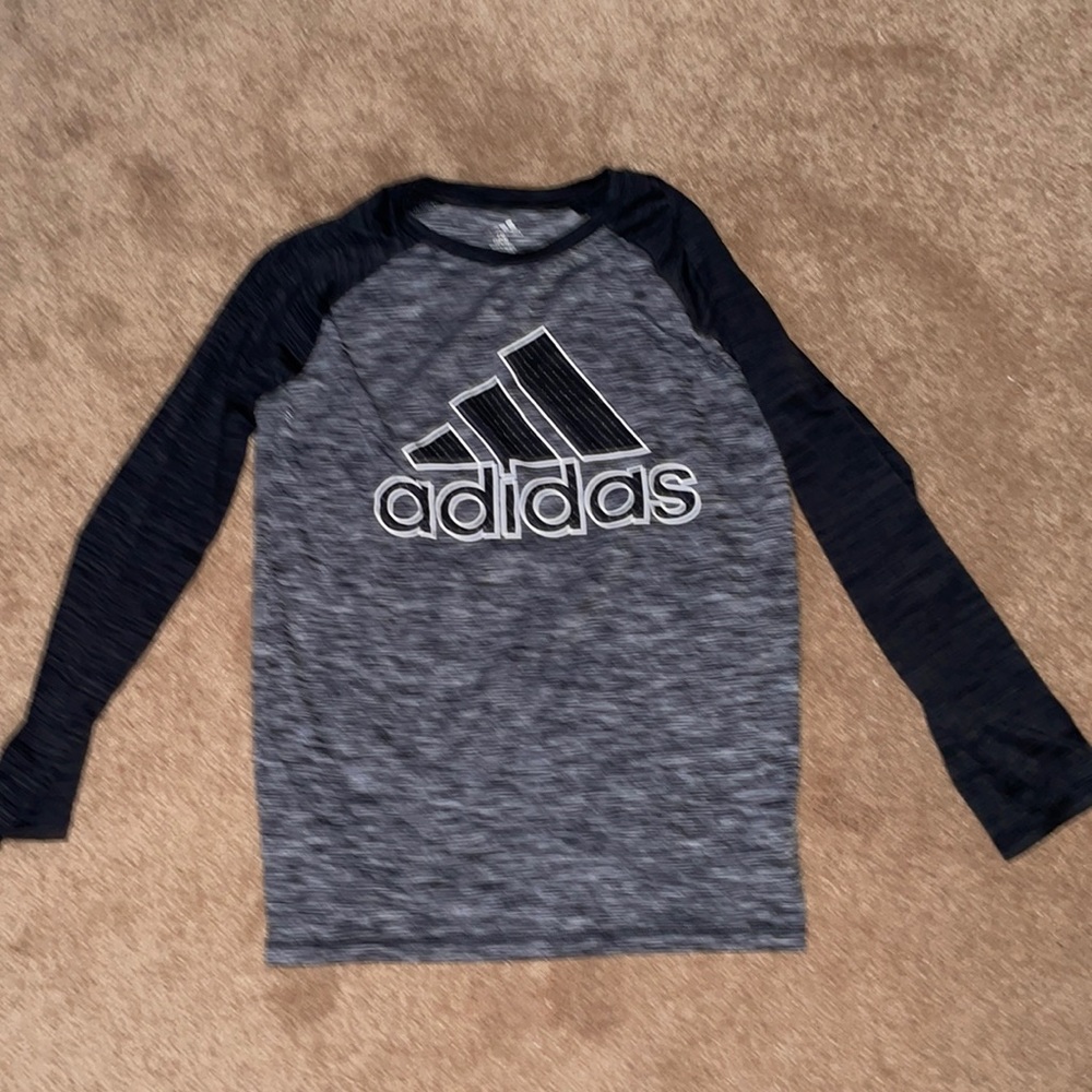 Adidas Kids Long sleeve. Size large 14/16.